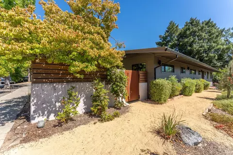 Exterior - 788 Walnut Ave, Ukiah, CA 95482 photo 4 of 13
