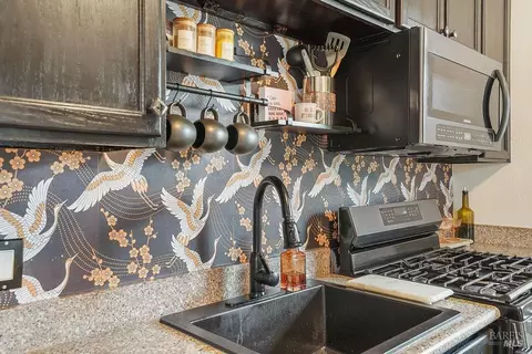 Kitchen - 59 Baldwin St, Vallejo, CA 94590 photo 3 of 3