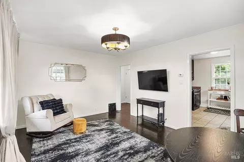 Living - 59 Baldwin St, Vallejo, CA 94590 photo 1 of 1