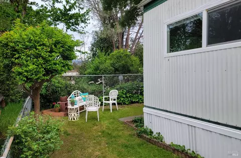 460 E Gobbi St #3, Ukiah, CA 95482 photo 9