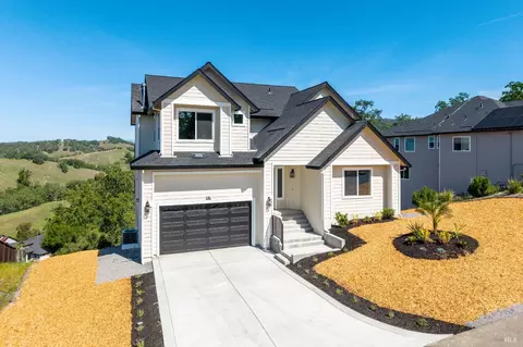 400 Tehuacan Rd, Ukiah, CA 95482