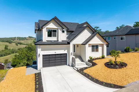 400 Tehuacan Rd, Ukiah, CA 95482