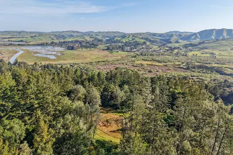 70 Fox Dr, Inverness, CA 94956