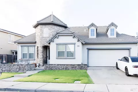 448 Royal Tern Dr, Vacaville, CA 95687