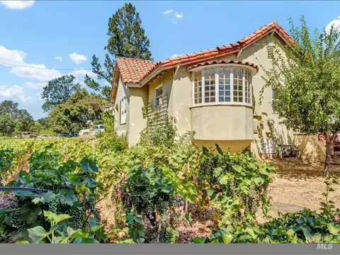 315 N White Cottage Rd N, Angwin, CA 94508