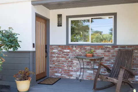 Exterior - 18751 Melvin Ave, Sonoma, CA 95476 photo 3 of 8