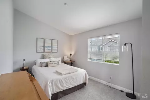 Bedroom - 440 E St, Benicia, CA 94510 photo 4 of 5
