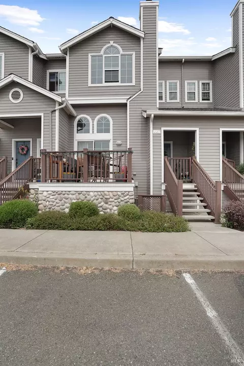 Other - 440 E St, Benicia, CA 94510 photo 1 of 7