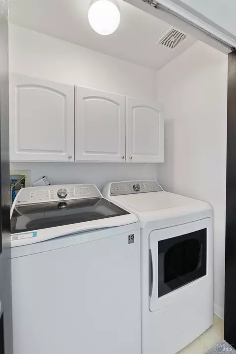 Other - 440 E St, Benicia, CA 94510 photo 5 of 7
