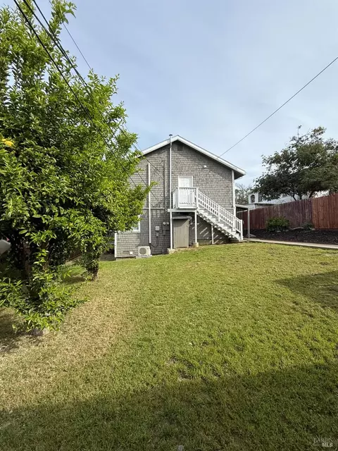 Exterior - 219 Florida St, Vallejo, CA 94590 photo 13 of 17