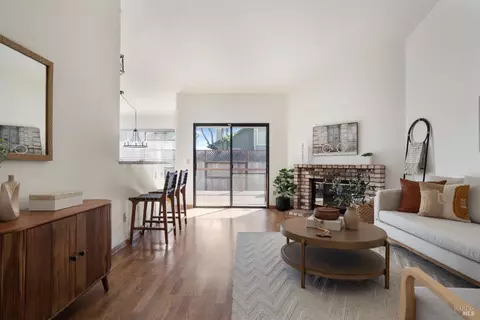 Living - 8 Starling Dr, Petaluma, CA 94954 photo 3 of 3