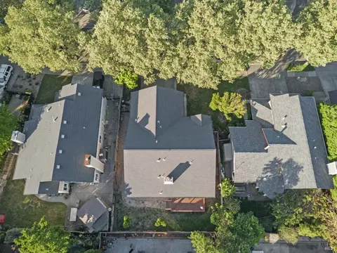 View/Area - 8 Starling Dr, Petaluma, CA 94954 photo 1 of 4