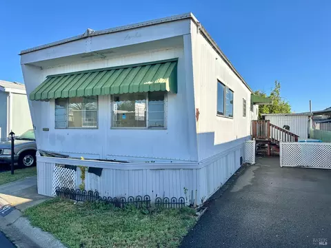 92 Goldenrod St, Vallejo, CA 94589