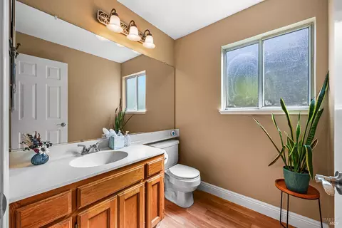 Bath - 202 Aguirre Way, Cotati, CA 94931 photo 1 of 4