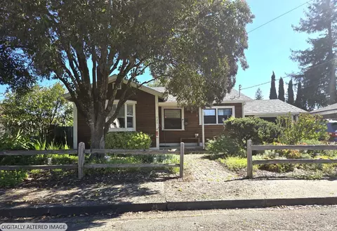 930 Georgia St, Santa Rosa, CA 95404