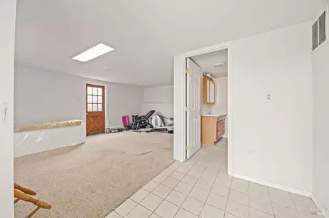 Entry Way - 136 Renida St, Vallejo, CA 94591 photo 3 of 3