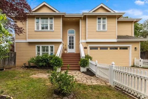 103 Paul Wittke Dr, Healdsburg, CA 95448