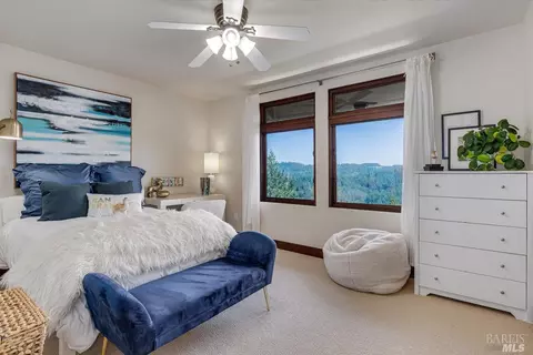 Bedroom - 1315 Crestmont Dr, Angwin, CA 94508 photo 4 of 7