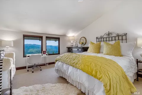 Bedroom - 1315 Crestmont Dr, Angwin, CA 94508 photo 3 of 7