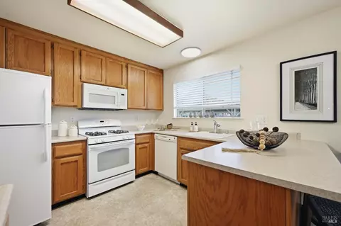 Kitchen - 786 William Ct, Napa, CA 94558 photo 2 of 3