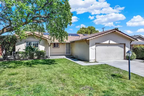 117 S Carlsbad Cir, Vacaville, CA 95687