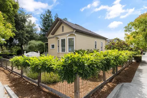 531 E 531 12 E Washington St, Petaluma, CA 94952