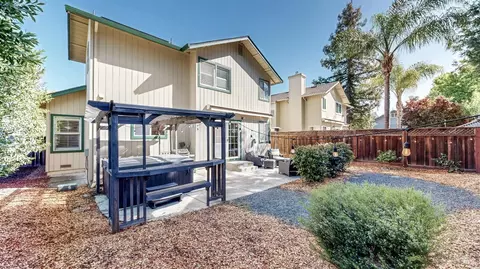 Exterior - 414 Princess Way, Windsor, CA 95492 photo 8 of 13