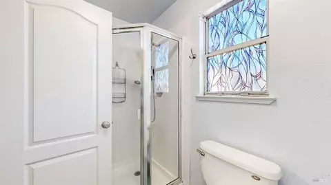 Bath - 414 Princess Way, Windsor, CA 95492 photo 7 of 7
