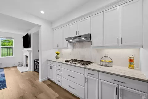 Kitchen - 4142 Sheffield Way, Vallejo, CA 94591 photo 9 of 9