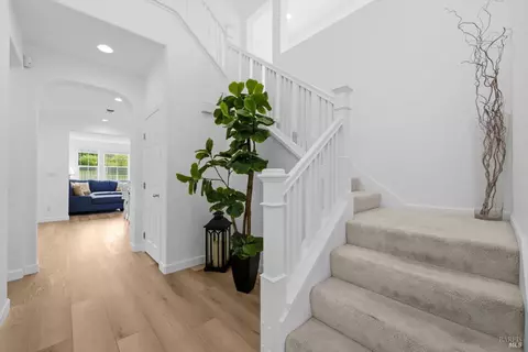 Entry Way - 4142 Sheffield Way, Vallejo, CA 94591 photo 5 of 7