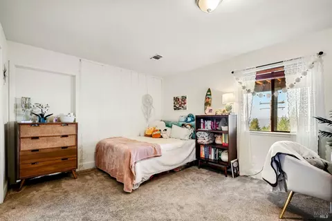 Bedroom - 305 West Ln, Angwin, CA 94508 photo 6 of 6
