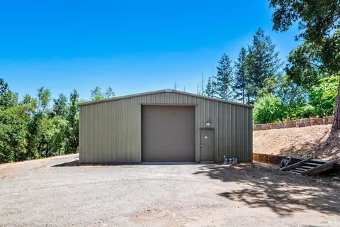 Exterior - 305 West Ln, Angwin, CA 94508 photo 14 of 27
