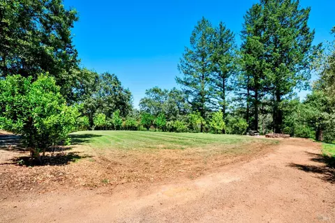 Exterior - 305 West Ln, Angwin, CA 94508 photo 17 of 27