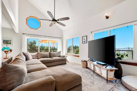 Living - 305 West Ln, Angwin, CA 94508 photo 4 of 7