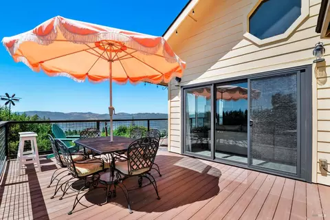 Exterior - 305 West Ln, Angwin, CA 94508 photo 3 of 27