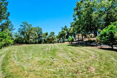 Exterior - 305 West Ln, Angwin, CA 94508 photo 16 of 27