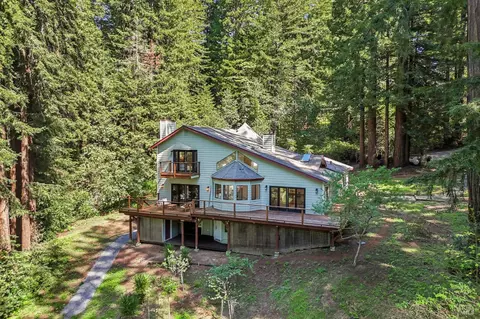 12480 Fiori Ln, Sebastopol, CA 95472