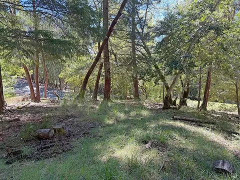 25940 Poppy Pl, Willits, CA 95490