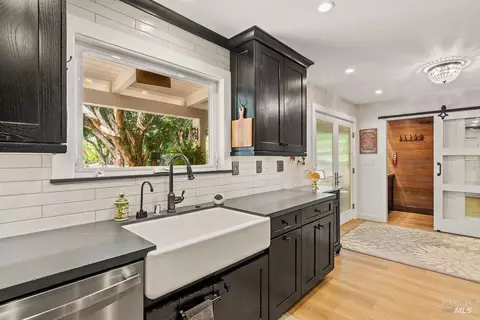 Kitchen - 779 Ct Joni Ct, Windsor, CA 95492 photo 2 of 3