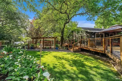 Exterior - 779 Ct Joni Ct, Windsor, CA 95492 photo 8 of 14