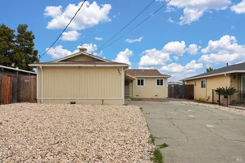 Exterior - 942 5th St, Vallejo, CA 94590 photo 2 of 2