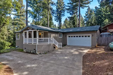 24193 Birch Ter, Willits, CA 95490