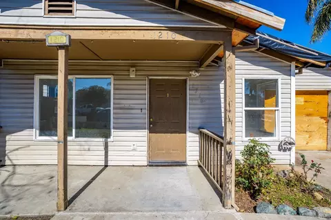Exterior - 1210 Capitol St, Vallejo, CA 94590 photo 2 of 6