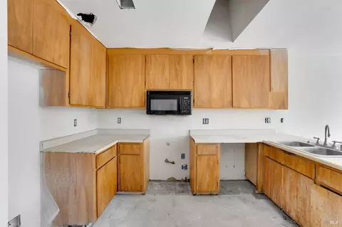 Kitchen - 1210 Capitol St, Vallejo, CA 94590 photo 1 of 2
