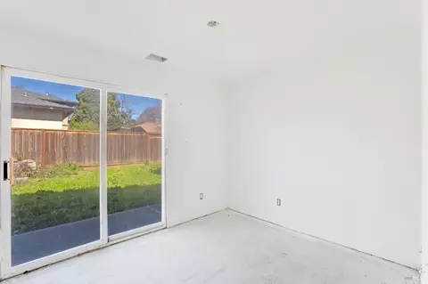 Bedroom - 1210 Capitol St, Vallejo, CA 94590 photo 3 of 4