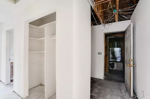 Entry Way - 1210 Capitol St, Vallejo, CA 94590 photo 3 of 3