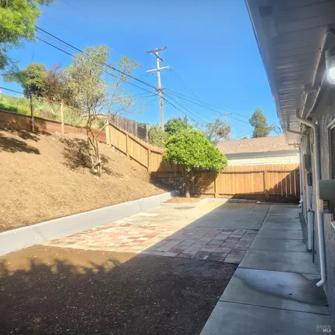 Exterior - 1577 Magazine St, Vallejo, CA 94591 photo 2 of 2