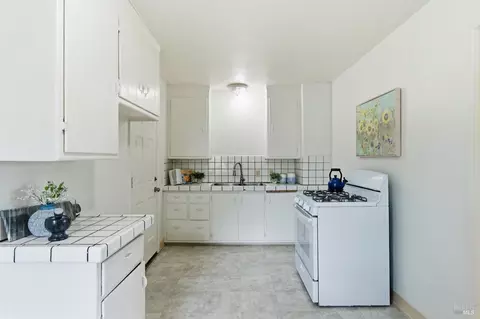 Kitchen - 691 Annette Ave, Vallejo, CA 94591 photo 2 of 3