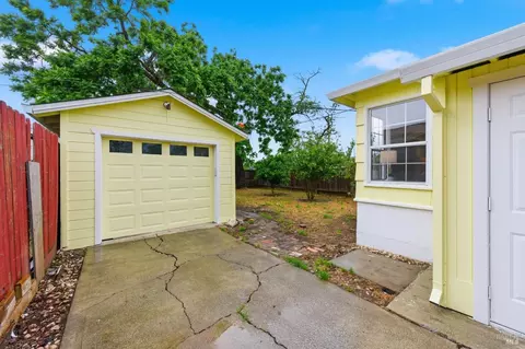 Exterior - 691 Annette Ave, Vallejo, CA 94591 photo 12 of 15