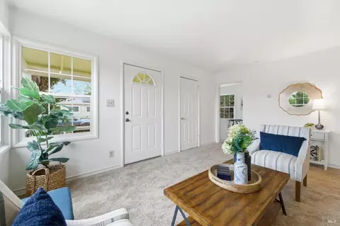 Entry Way - 691 Annette Ave, Vallejo, CA 94591 photo 1 of 1
